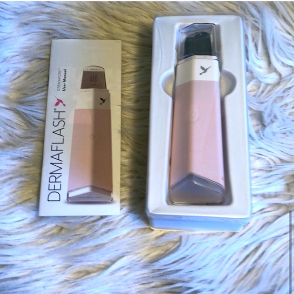 Pink Dermaflash Dermpore Extractor and Infusion - Picture 2 of 8